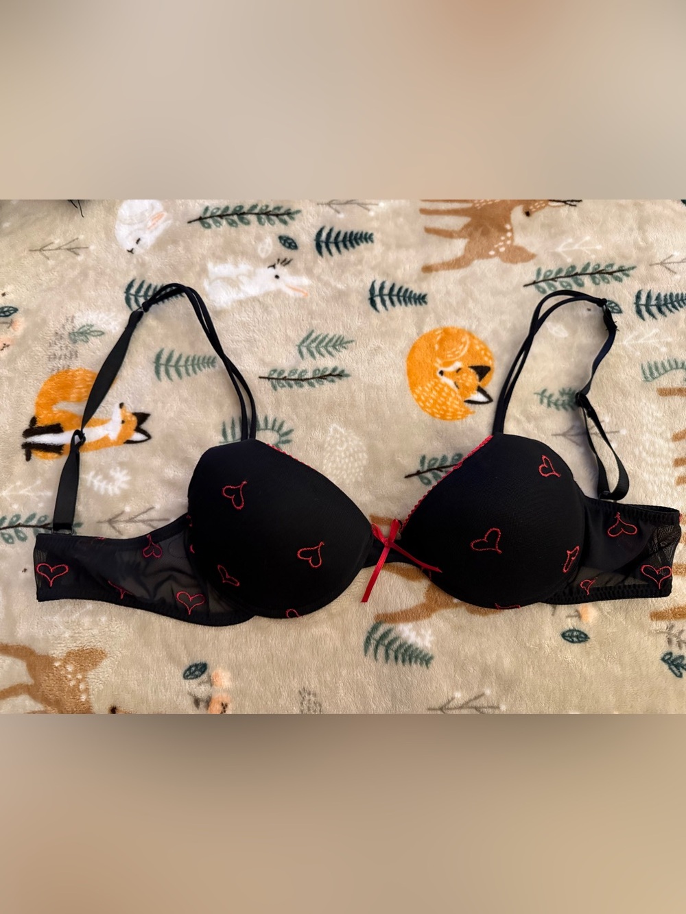 Women's 34B underwire padded bra